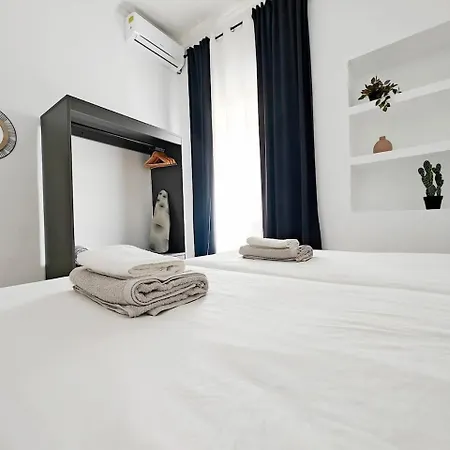 Cosy 9 Pietà
