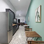Cosy 9 Hotel ekonomiczny