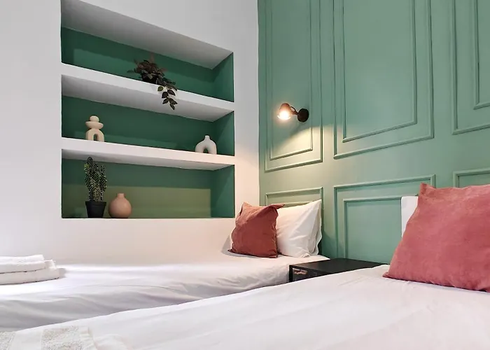 Cosy 9 ビジネスホテル *