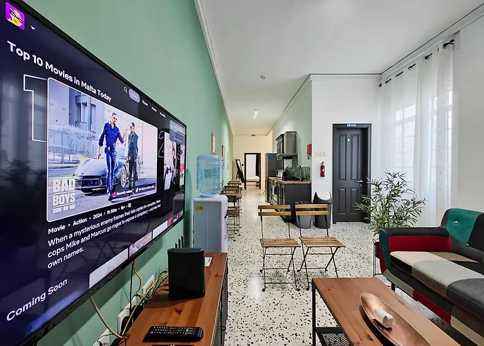 Cosy 9 ビジネスホテル *